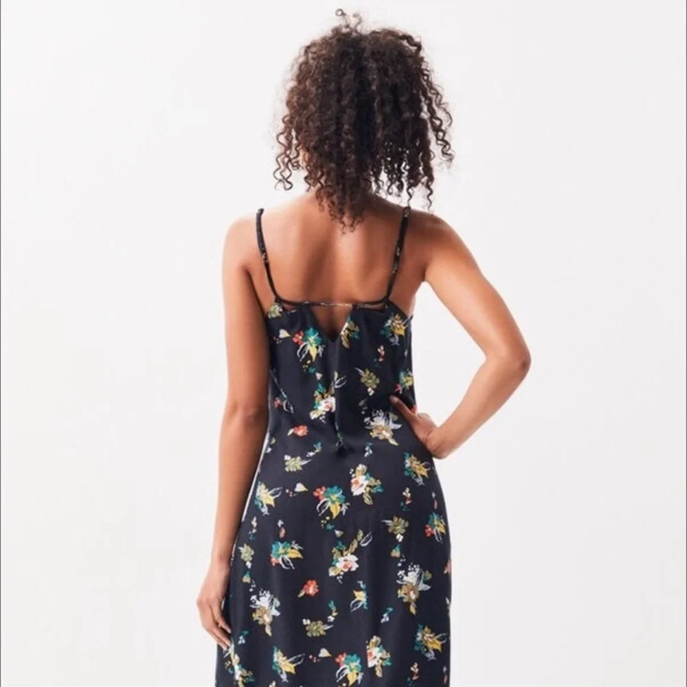 🔆RVCA🔆MADDOX MIDI DRESS - Picture 9 of 15